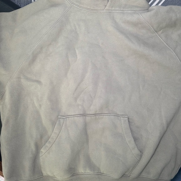 Essential Seafoam Hoodie - Picture 3 of 4
